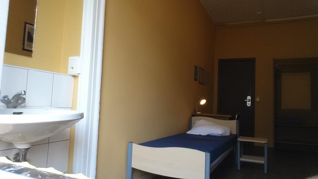 Van Gogh Youth Hostel City Centre Saint-Josse-ten-Noode Dış mekan fotoğraf