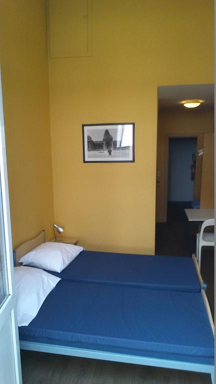 Van Gogh Youth Hostel City Centre Saint-Josse-ten-Noode Dış mekan fotoğraf