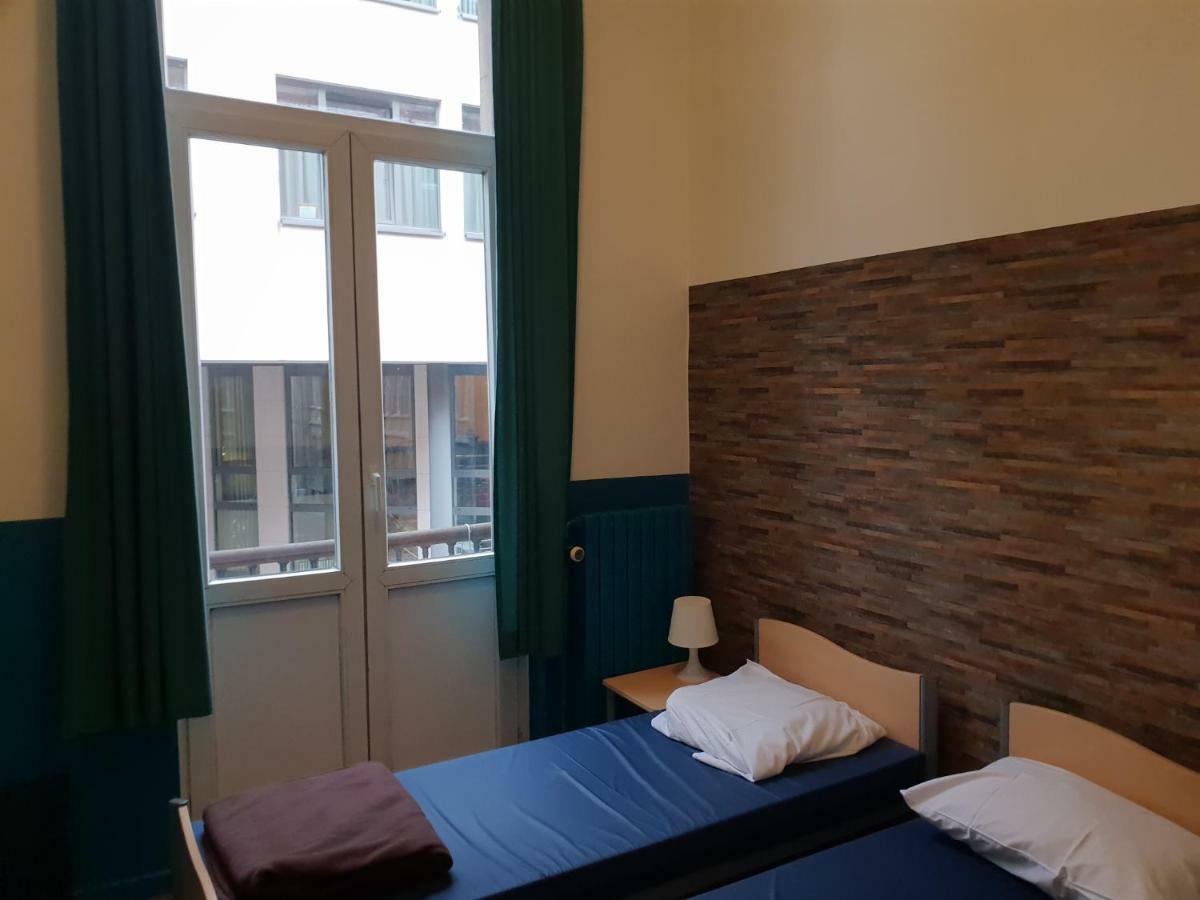 Van Gogh Youth Hostel City Centre Saint-Josse-ten-Noode Dış mekan fotoğraf